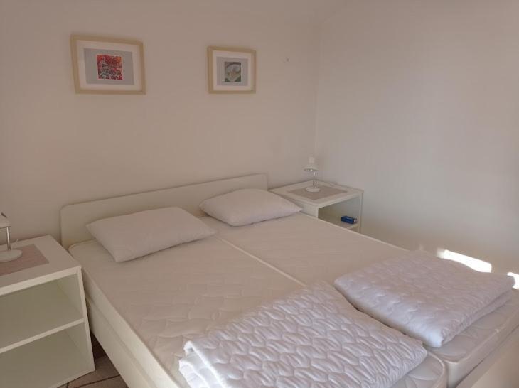 Apartments Pero Kozino ภายนอก รูปภาพ